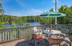 3 Bedroom Cozy Home In Mellerud Mellerud
